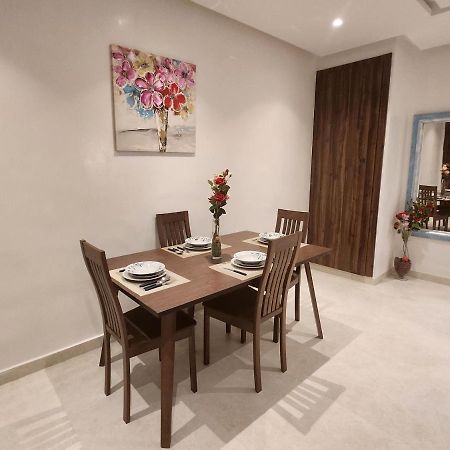 Modern Luxury Retreat: 2-Bedroom Apartment In The Heart Of Marrakech Marrakesh Exterior photo