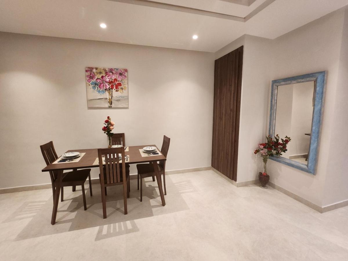 Modern Luxury Retreat: 2-Bedroom Apartment In The Heart Of Marrakech Marrakesh Exterior photo